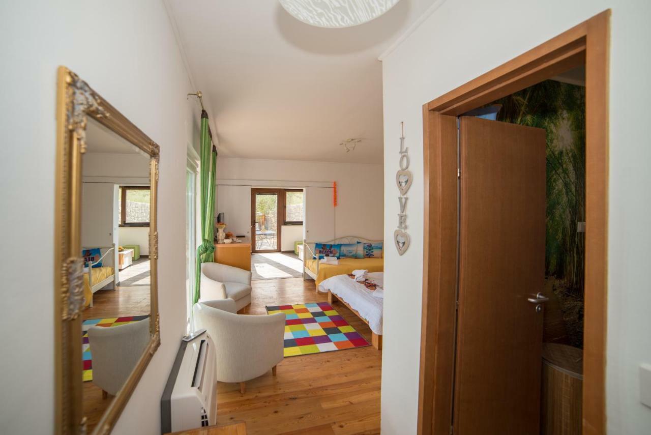 Poseydon Beach Bungalow Mlini Bagian luar foto