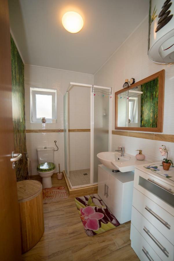 Poseydon Beach Bungalow Mlini Bagian luar foto