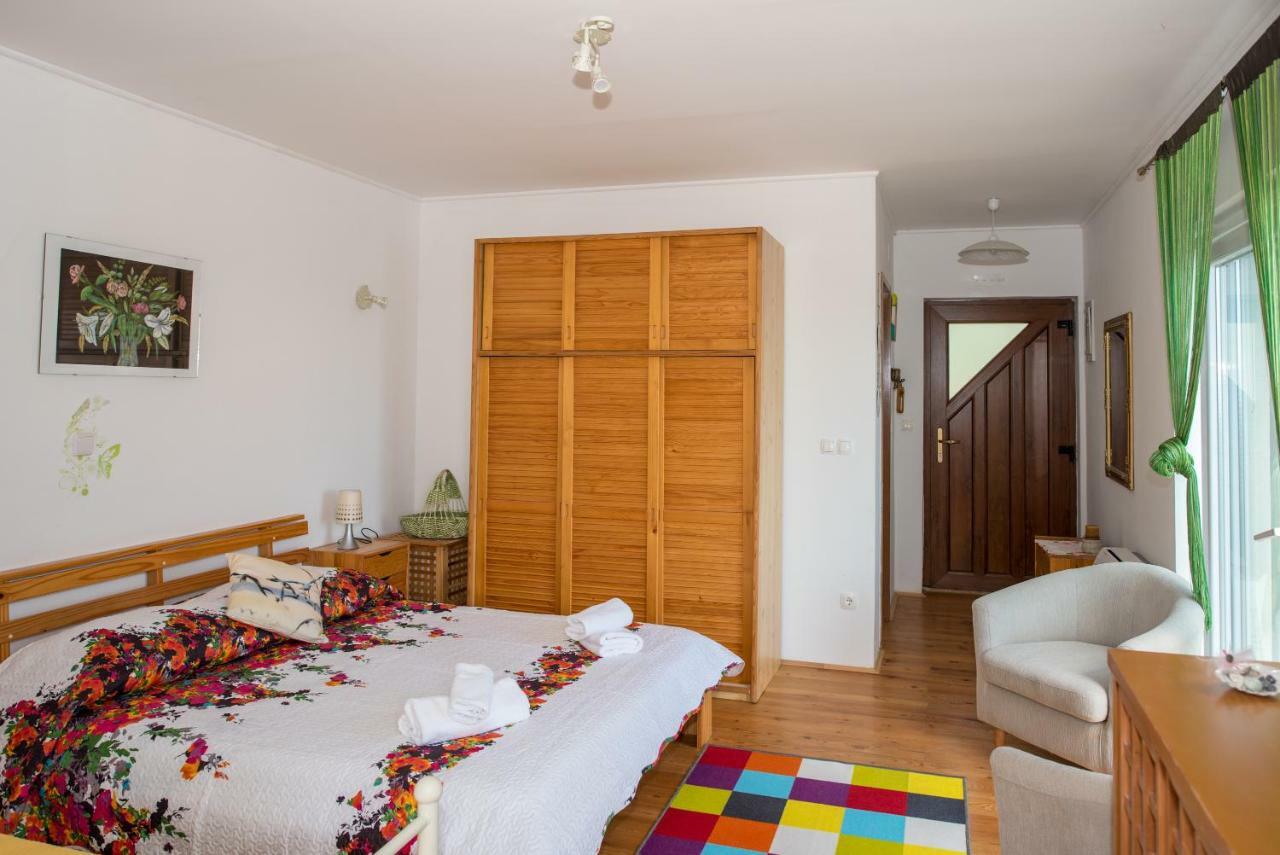 Poseydon Beach Bungalow Mlini Bagian luar foto