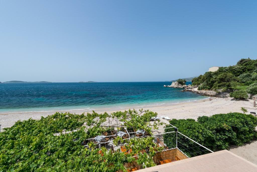Poseydon Beach Bungalow Mlini Bagian luar foto